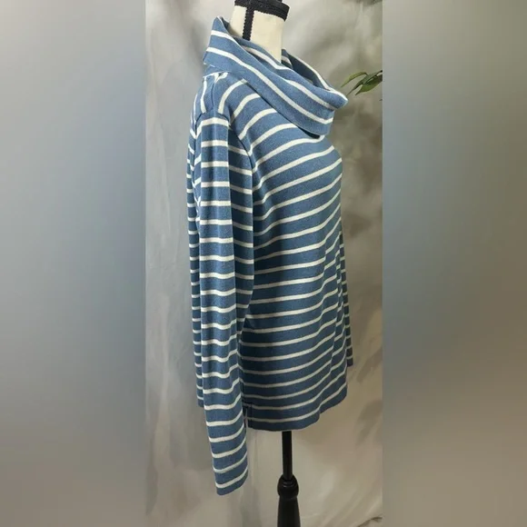 L.L. Bean Blue and White Striped Blouse - Picture 3 of 10